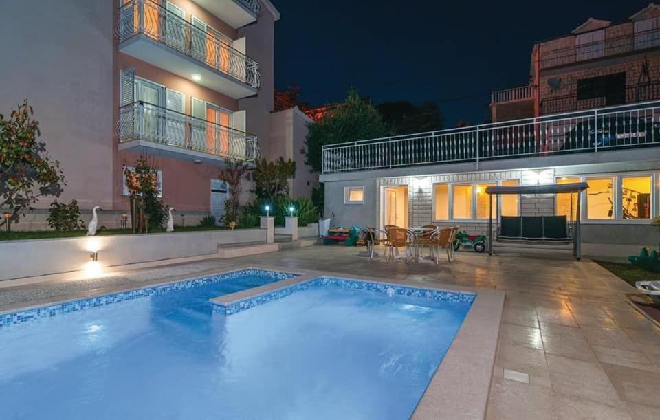 Apartments Mm Подстрана Экстерьер фото